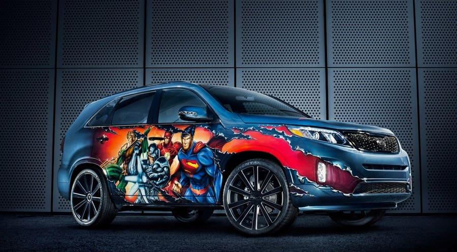 สีสันบนท้องถนน: เมื่อรถยนต์คือผืนผ้าใบ